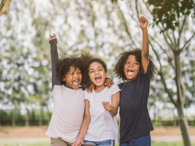 Raising Confident Kids: Helping Your Child Believe in Themselves